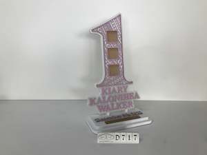 Kids Keys: D717 First Birthday Plaque