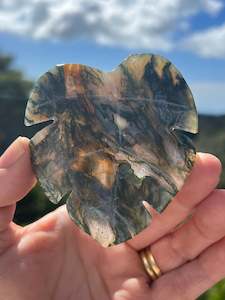 Agate: Moss Agate Monstera Leaf