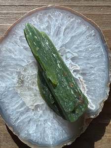 Tremolite, Green Freeform