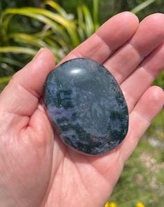 Moss Agate Palm Stone