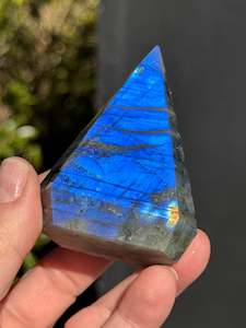 Labradorite: Labradorite Diamond 8