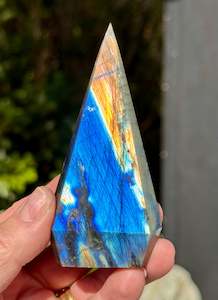 Labradorite: Labradorite Diamond 7
