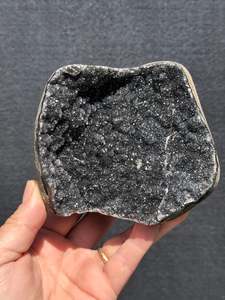 Amethyst: Black Amethyst cut base  7