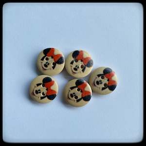 Buttons And Tags: "Mouse" wooden baby buttons
