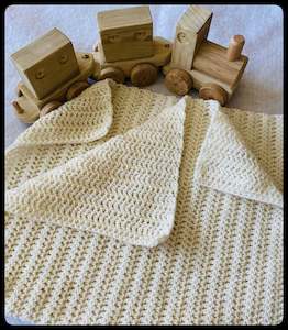 Knitting Patterns: Crochet pattern: Eyelet Baby Blanket