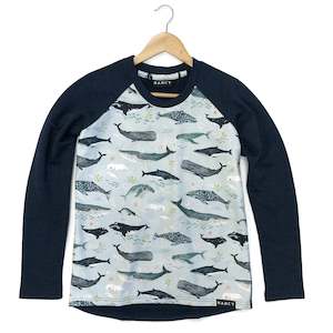 merino: Whales Mid Layer