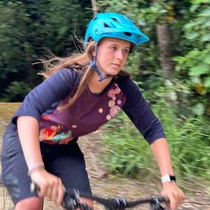 Size Small: Asari Riding Top