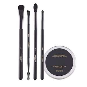 Tools: EYE ESSENTIALS EDIT