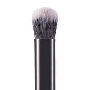 CONCEALER BRUSH CN3