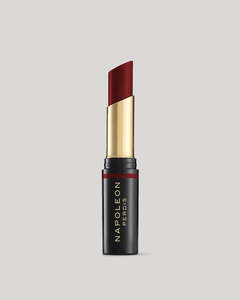 Lips: MATTETASTIC LIPSTICK