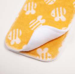Frontpage: TotsBots Bamboozle Newborn Nappy Pad Bumble