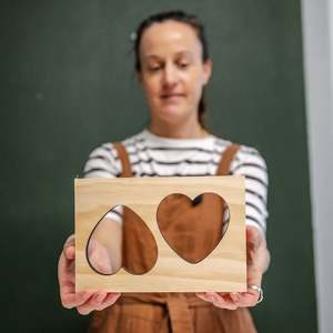 Small hearts paper-making frame