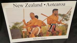 General Souvenirs: NZ Photo Postcards:Maori Haka