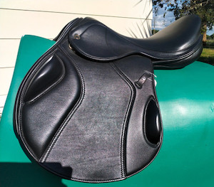 Black Country 18 MW Tra-Li Jump 2nd Love Saddles