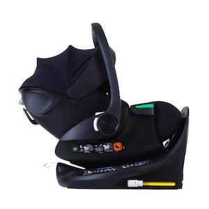 Mountain Buggy Protect Infant Car Seat with Swivel Base and Recline