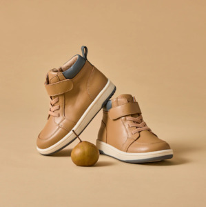 Nellybooclothing: Pretty Brave Fin Tan