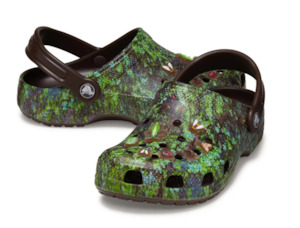 Nellybooclothing: Crocs Classic Bugs Clog