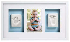 Gifting: Pearhead Baby prints Deluxe Wall Frame - White
