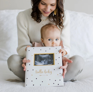 Gifting: Pearhead Baby Book- Hello Baby
