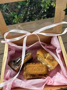 Fresh Flowers: Boujee Brownie Box & Tulip Bunch