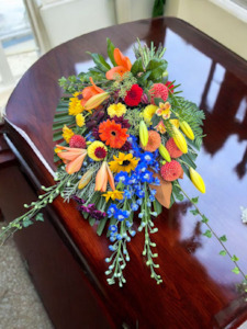 Fresh Flowers: Casket Sheaf