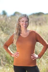 Womens Long Sleeve Tops: 100% MERINO WOMEN'S SCOOP NECK LONG SLEEVE TOP - NEW ZEALAND MADE