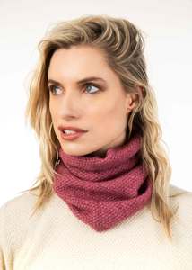 Accessories: P0SSUM & MERINO NECKWARMER MOSS STITCH KO1037