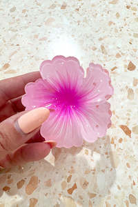 Accessories: Hibiscus Claw Clip - Pink