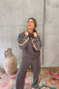 Pants: Parrot Balter Trackie