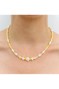 Necklaces: Yellow Daisy Necklace