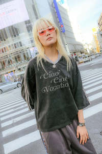 Tees: Vacay Crop Tee - Black