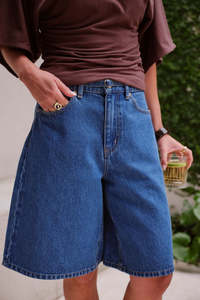 Shorts: Olive Belted Denim Short - Fresh Indigo