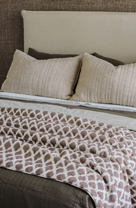 Products: Bianca Lorenne Kasumi Rosewood/Cocoa Comforter Luxury Linen Comforter NZ