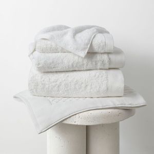 Products: Baksana Bamboo Towels White
