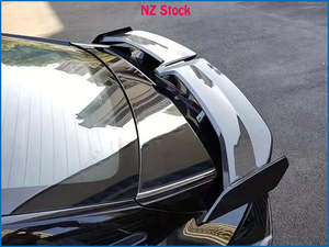 Exterior: Universal Car Spoiler GT Wing