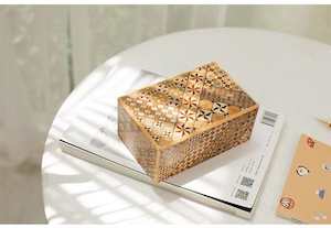 Puzzle Boxes: Japanese Handmade Puzzle Box 4 Sun 27 Steps Yosegi/Ichimatsu