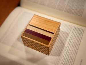 Puzzle Boxes: Japanese Handmade Puzzle box -  Square 18 Steps Natural wood/ichimatsu