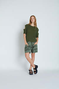 Neighbour Tee | Moss Green