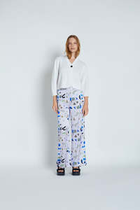 Village Cardi | White