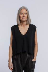 Vinnie Vest - Black