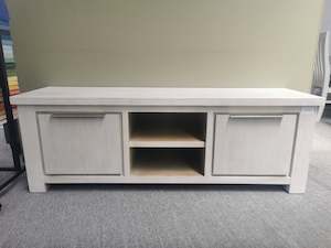 Living: Amanda Rustic White Wash TV Unit