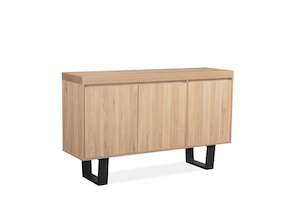 Dining: Bright Buffet - 1.4m