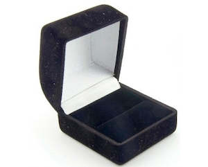 Packaging And Display: Ring Box