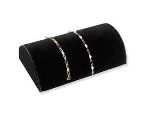 Packaging And Display: Bracelet Dispaly - Half Moon