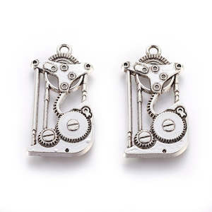 Steampunk: Pendant - Steampunk - Mechanical Gears - 32mm x 17mm x  2.5mm - 1 piece - Antique Silver
