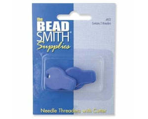 Needles And Tweezers: BeadSmith - Needle Thread with Cutter
