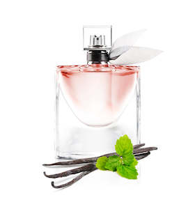 Perfume Type Fragrance Oils: Natural La Vie Est Belle Type Fragrance Oil