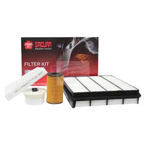 Filter Kits: Sakura K-11072 Filter Kit Suits Toyota Land Cruiser VDJ200