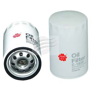 Sakura C-1828 Oil Filter Fits Z553 WZ553 C-8043 06A115561B