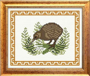 CraftCo Cross-stitch kit - Kiwi in bush with border